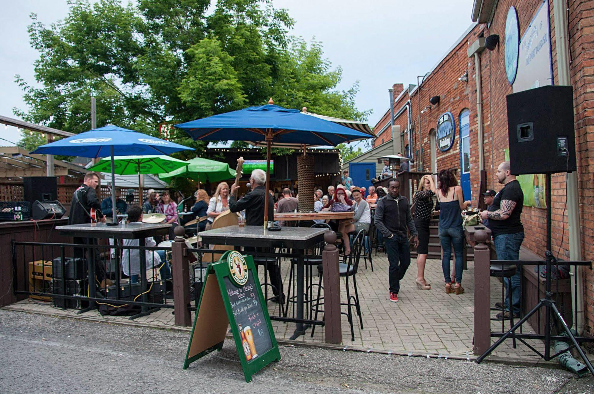 The Harbourfront Inn Sainte-Catherine Kültér fotó